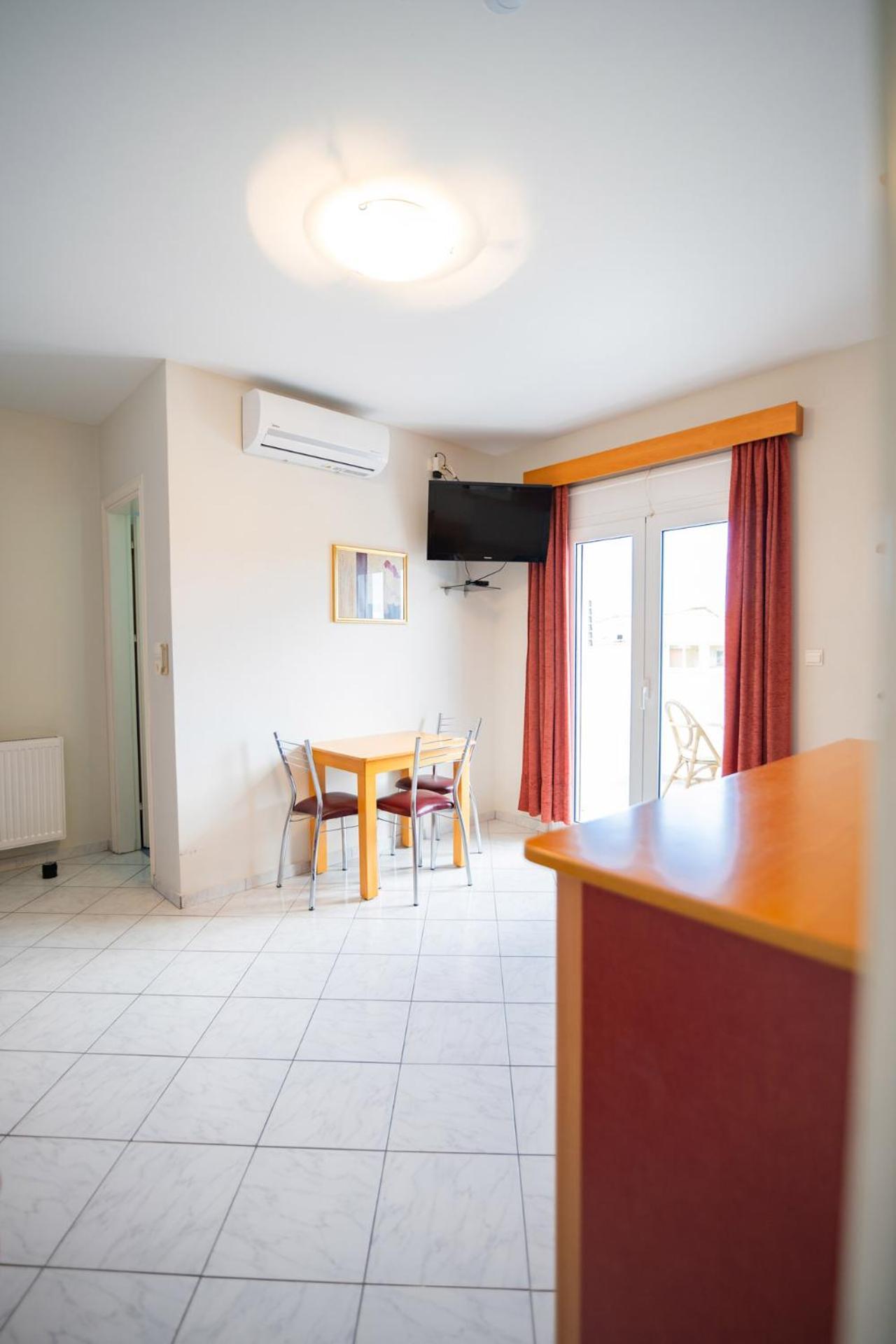 Andreas Aparthotel Ammoudia Bagian luar foto